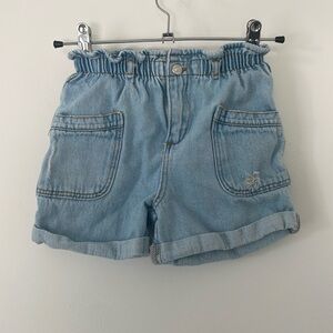 Girls Zara dressed denim shorts, light denim size 4 to 5 years elastic waist